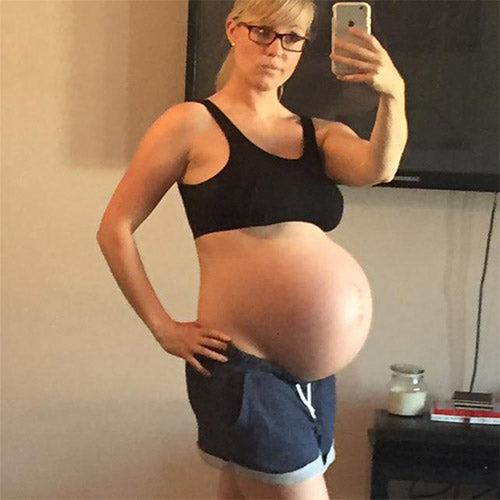 Hayley Smyth Pregnant Belly