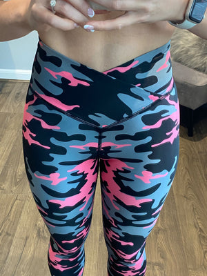 Neon Pink Camo Leggings - Fit Boutique